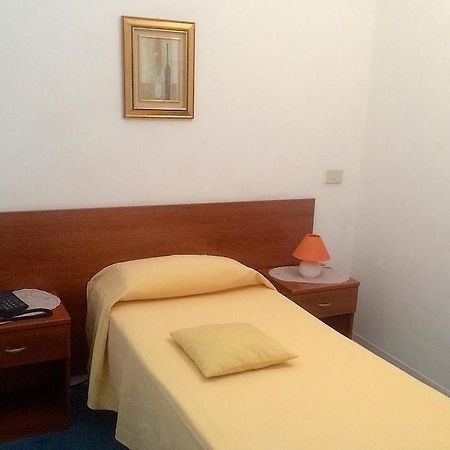 Albergo San Carlo Massa  Exteriör bild